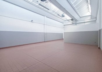 Interno non residenziale - Warehouse via Domenico Cimarosa, Casalecchio di Reno - photo 14