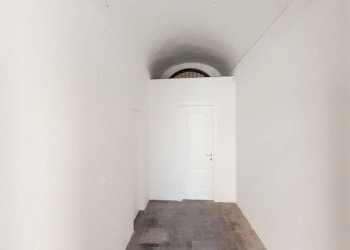 Cantina - Negozio via de' Fusari, Bologna (zona Centro Storico) - foto 2