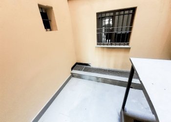 Cortile interno - Negozio via de' Fusari, Bologna (zona Centro Storico) - foto 13