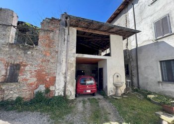 Facciata - Rustic via Giuseppe Mazzini, 11, Taino - photo 5
