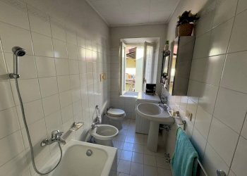 Bagno - Appartamento via Giuseppe Mazzini, 11, Taino - foto 17