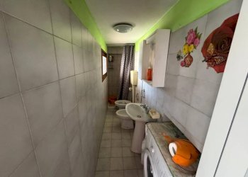 Bagno - Two-room apartment via Giuseppe Mazzini, 11, Taino - photo 5