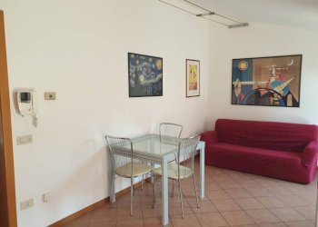 Salone - Two-room apartment via Mantova, 5, Parma (neighborhood San Lazzaro) - photo 1