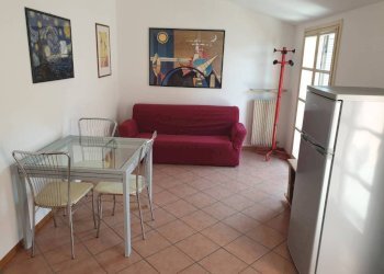 Salone - Two-room apartment via Mantova, 5, Parma (neighborhood San Lazzaro) - photo 2