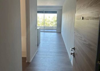 Corridoio - Three-room apartment via Generale Antonio Cantore, Varese - photo 5