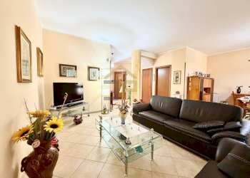 Foto 3 - Semi-detached house Via Vincenzo Florio
 
3, Balestrate - photo 3