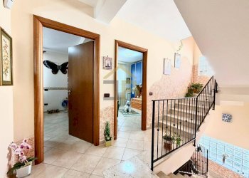 Foto 12 - Semi-detached house Via Vincenzo Florio
 
3, Balestrate - photo 12