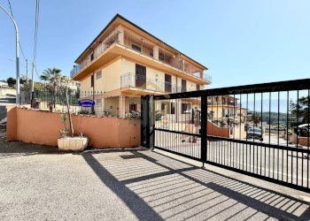 Foto 38 - Semi-detached house Via Vincenzo Florio
 
3, Balestrate - photo 38