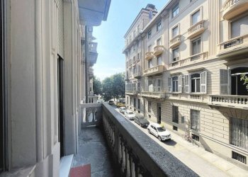 Balcone - Two-room apartment via Magenta, 44, Torino (neighborhood Crocetta) - photo 14