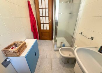 Bagno - Appartamento via Albisola, 4, Torino (zona Lingotto) - foto 9