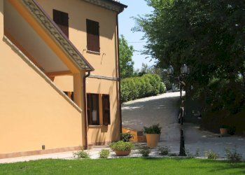 img_4303 - Rustico Agugliano - foto 3
