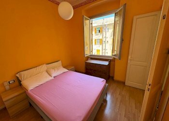 Camera da letto - Appartamento vico Giovanni Scanzi, 3, Genova (zona Sampierdarena) - foto 5