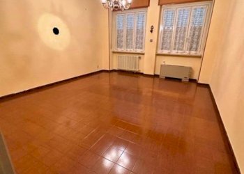 Cucina - Negozio via della Chiesa, Firenze (zona San Frediano) - foto 9