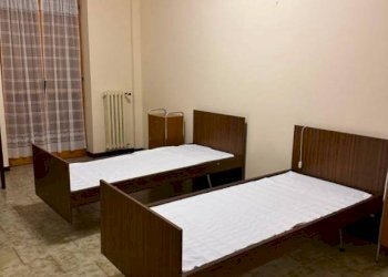 Camera da letto - Negozio via della Chiesa, Firenze (zona San Frediano) - foto 45