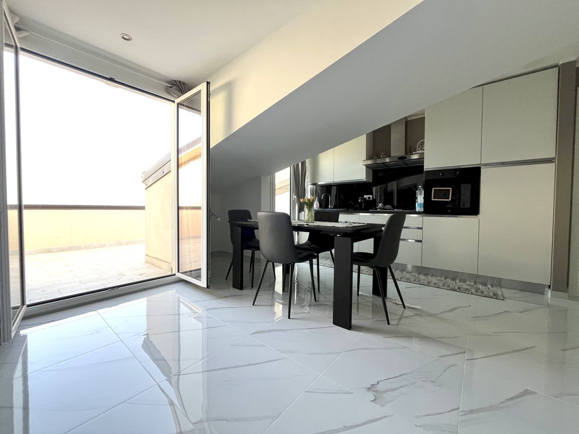 Foto 1 - Three-room apartment Viale Crotone
 
210/F, Catanzaro - photo 1
