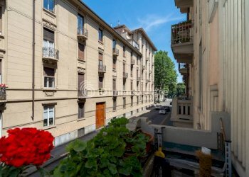 Vista - Three-room apartment via Carlo Denina, 2, Torino (neighborhood Vanchiglia) - photo 27