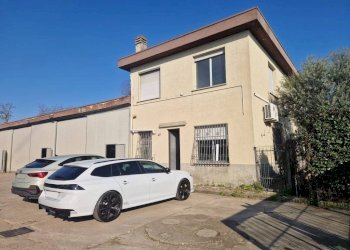 Facciata - Capannone via Podere della Vigna, Settimo Milanese - foto 25