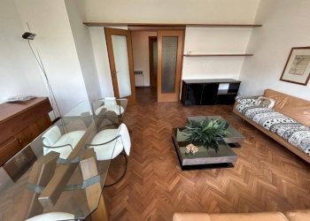 Camera da letto - Appartamento via Pietro Pomponazzi, 4, Bologna (zona Mazzini) - foto 3