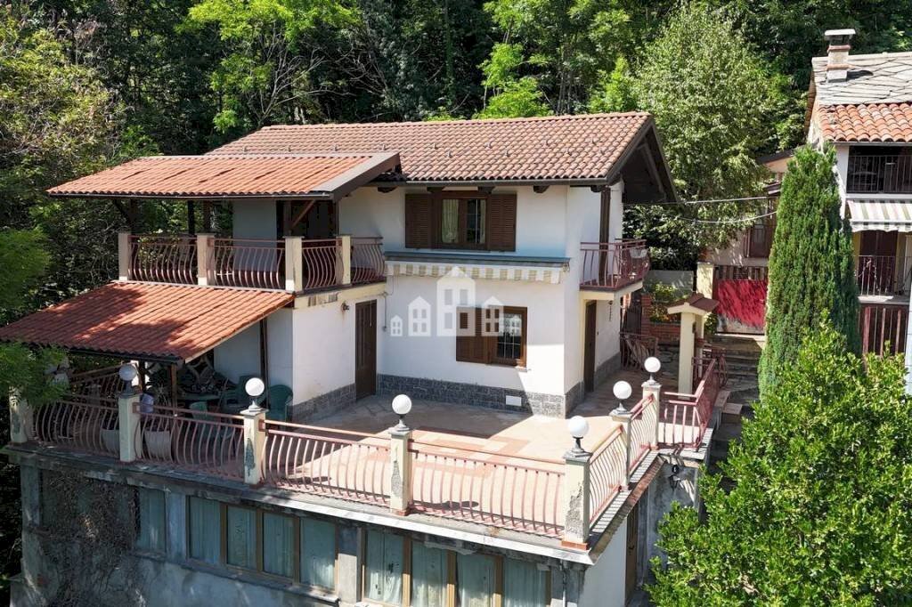 Facciata - Casa indipendente via Piloni, 8, Chiesanuova - foto 3