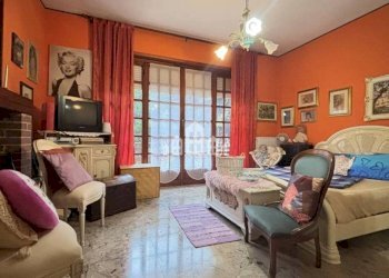 Salone - Villa Località Grangia, 16, Cuorgnè - foto 14