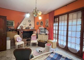 Salone - Villa Località Grangia, 16, Cuorgnè - foto 15