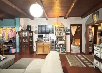 Salone - Villa Località Grangia, 16, Cuorgnè - foto 25