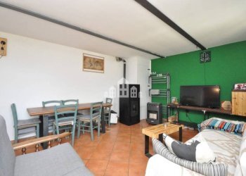 Salone - Casa indipendente Località San Giuseppe, 5, Cuorgnè - foto 7
