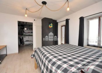 Camera da letto - Casa indipendente Località San Giuseppe, 5, Cuorgnè - foto 10