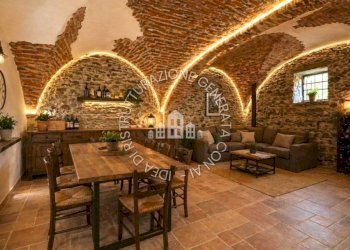 Salone - Casa indipendente Località San Giuseppe, 5, Cuorgnè - foto 22