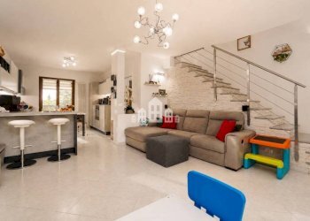 Salone - Terraced Villa via alessandrini, 21, Cuorgnè - photo 3