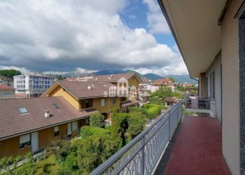 Balcone - Four-room apartment via Puccini, 19, Cuorgnè - photo 2