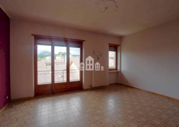 Cucina - Four-room apartment via Puccini, 19, Cuorgnè - photo 8