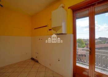 Cucina - Four-room apartment via Puccini, 19, Cuorgnè - photo 14