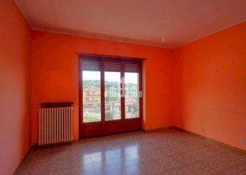 Camera da letto - Four-room apartment via Puccini, 19, Cuorgnè - photo 21