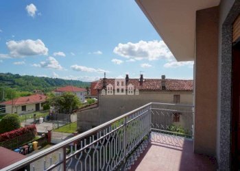 Balcone - Four-room apartment via Puccini, 19, Cuorgnè - photo 24