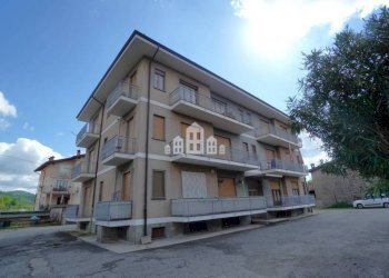 Facciata - Four-room apartment via Puccini, 19, Cuorgnè - photo 33