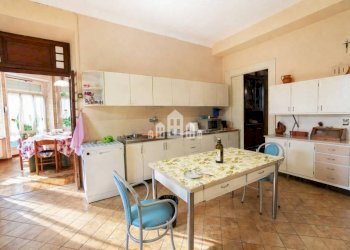 Cucina - Villa via San Rocco, 6, Cuorgnè - photo 17