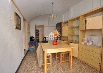 Cucina - Four-room apartment via Maurizio Parigi, 6, Cuorgnè - photo 12