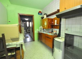 Interno non residenziale - Casa indipendente vicolo Madonna, 16, Rivarolo Canavese - foto 10