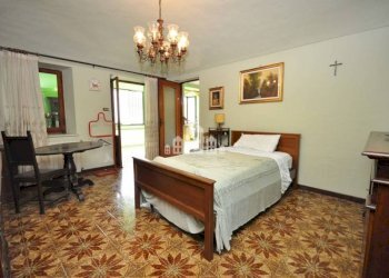 Camera da letto - Casa indipendente vicolo Madonna, 16, Rivarolo Canavese - foto 16