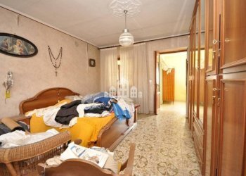 Camera da letto - Casa indipendente vicolo Madonna, 16, Rivarolo Canavese - foto 19