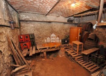 Cantina - Casa indipendente vicolo Madonna, 16, Rivarolo Canavese - foto 26