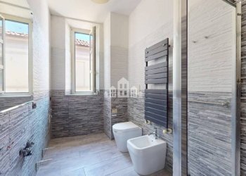 Bagno - Appartamento via Milite Ignoto, 3, Cuorgnè - foto 21
