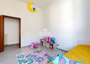 Camera da letto - Appartamento via Milite Ignoto, 3, Cuorgnè - foto 25