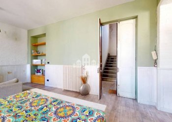 Camera da letto - Appartamento via Milite Ignoto, 3, Cuorgnè - foto 37