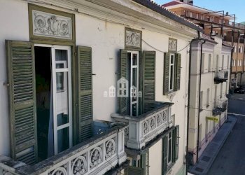 Terrazzo - Appartamento via Milite Ignoto, 3, Cuorgnè - foto 38