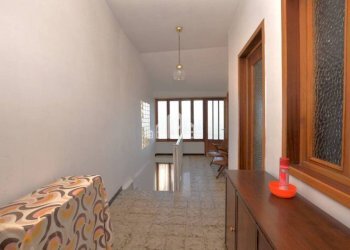 Corridoio - Casa indipendente via Rua, 16, Castellamonte - foto 15
