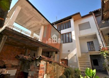Facciata - Casa indipendente via Rua, 16, Castellamonte - foto 26