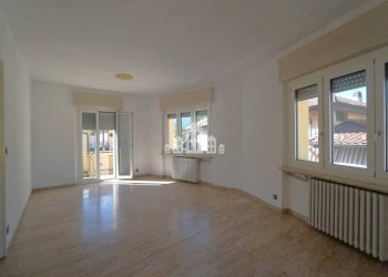 Cucina - Apartment via martiri della libertà, 123, Valperga - photo 27