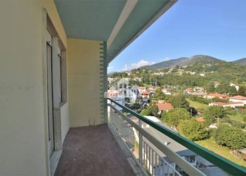 Balcone - Three-room apartment via Massimo D'Azeglio, 2, Cuorgnè - photo 5